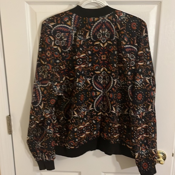 Merona Reversible Bomber Jacket. Size Large. - Picture 7 of 9